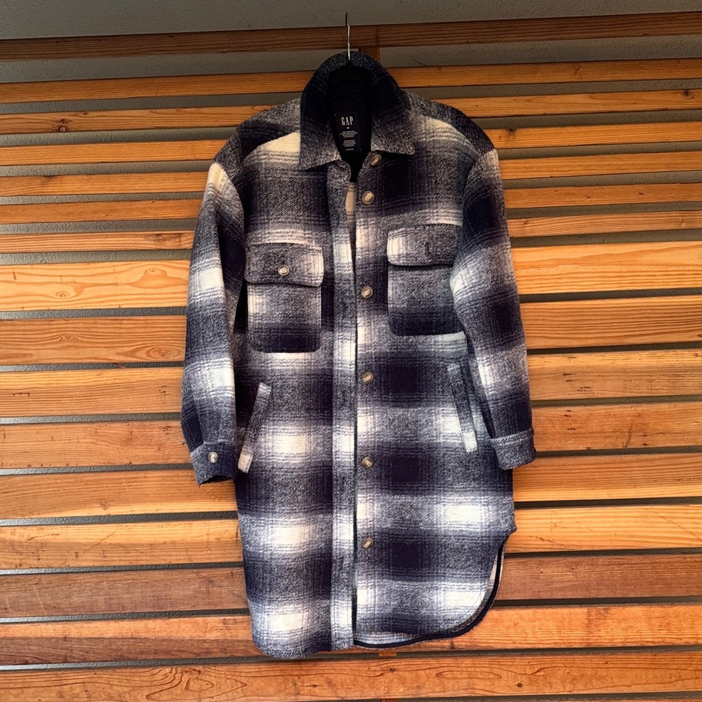 GAP Navy Shacket